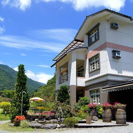 Left Bank Bnb 礁渓郷 エクステリア 写真