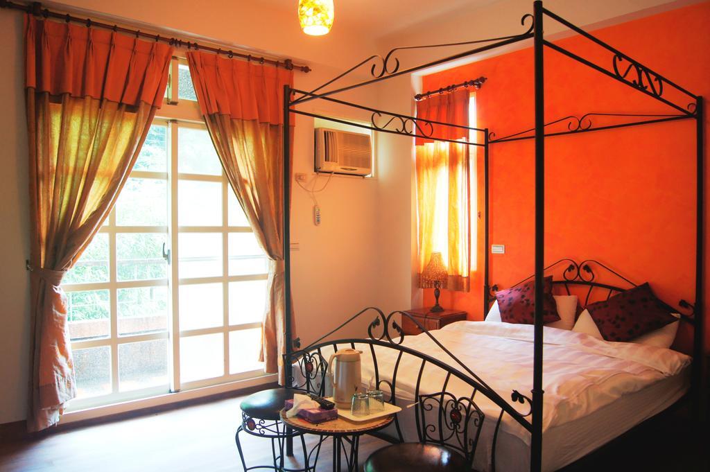 Left Bank Bnb 礁渓郷 エクステリア 写真